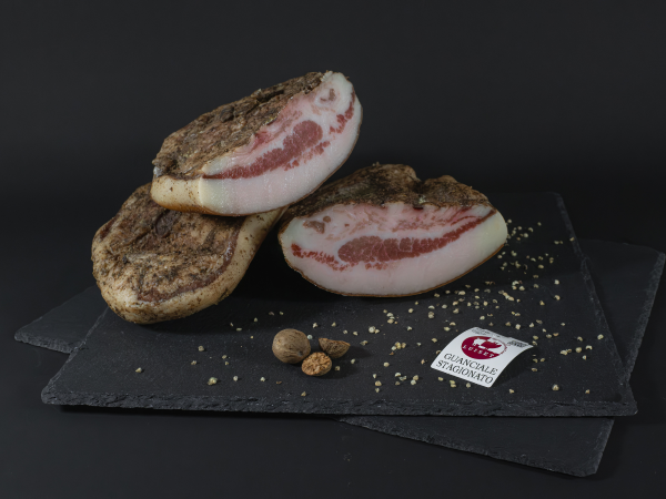 GUANCIALE STAGIONATO TRANCIO 300 GR (foto)
